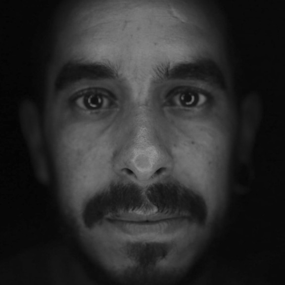 Siro Santos, ganador de un premio NEB